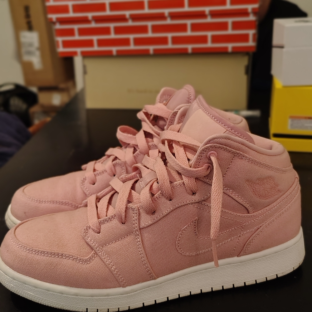Jordan 1 Retro Mid GS 'Sheen Pink' Size 6.5